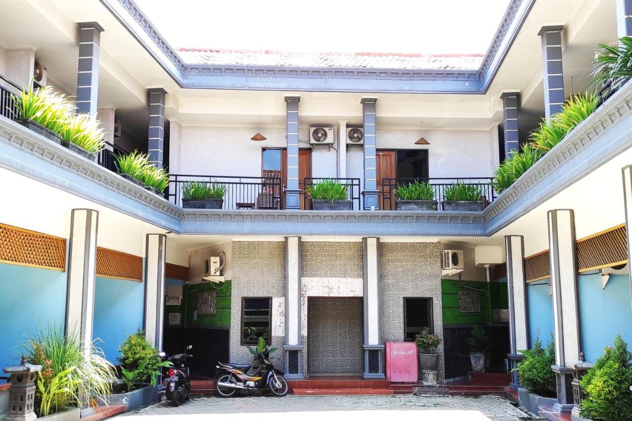 Hotel Salma Syariah Mitra Reddoorz Near Terminal Baru Kediri Kediri  Luaran gambar